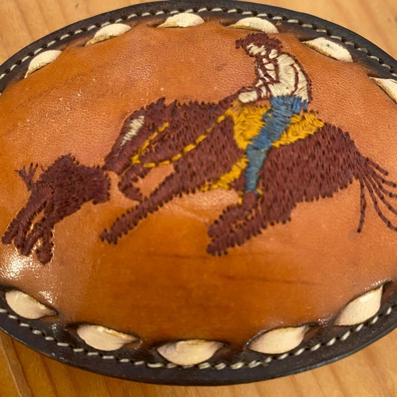 Tony Lama hand stitched leather rodeo calf roper belt buckle. - Picture 8 of 10